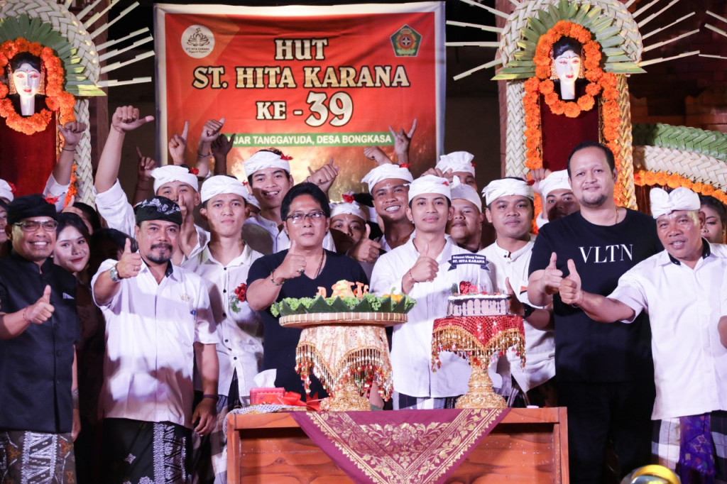 Bupati Giri Prasta Hadiri Puncak HUT ST. Hita Karana Ke-39